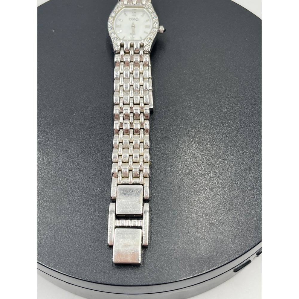 DMQ Diamonique MOP Crystal Accent Roman Numerals Sillver Tone Watch DQ/4018-19.‎ - Picture 4 of 11